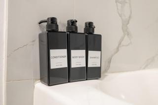 Fast access to NYC - family & group -skyline view - 1