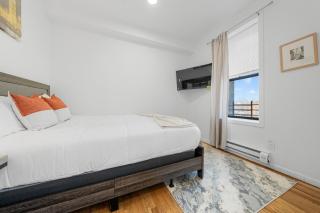 Fast access to NYC - family & group -skyline view - 1