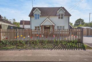 4 Bed in Woodbridge oc-s27356 - 9