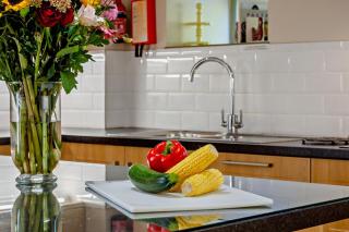 4 Bed in Ellastone oc-11744sf - 1