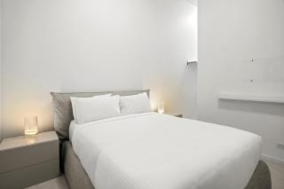 Bright Inner-North Stay with Pool Access - 5