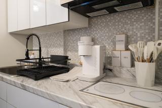 Modern 2BR Apartment - 15 min to NYC - Sleeps 6 - 7