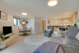 2 Bed in West Bay oc-wy474 - 4