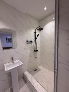 Fresh Corner Apt 7 min Away From Intl Airport MM1 - 3