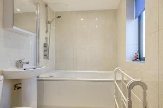 2 Bed in West Bay oc-d31037 - 1