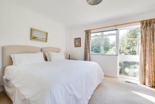 3 Bed in Aldeburgh oc-spr - 3