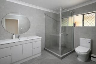 Entire house plus granny easy access to Gold Coast - 9