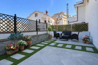 PARCHEGGIO-TERRAZZA, il Paradiso di Via Dante - 2