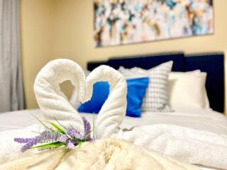 Maison Laurier, Modern 5B4B Home Inc BSMT Free parking, Close to trails - 9