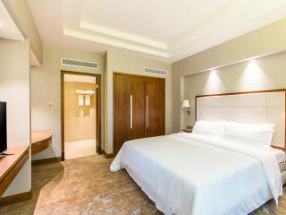 Wan Yue Grand Skylight Hotel - 1