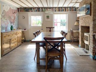 Coastguard's Cottage - 4
