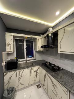 Luxury Appartment 1 BHK Bahria Town - 1