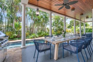 Walk to Beach Heated Pool Serenity at its Finest Hemingway Key VlLLAS - 4