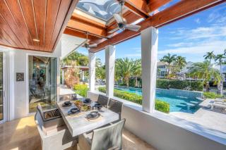 Architectural Masterpiece Venice of America Riverside View Access Nurmi Key RESlDENCES - 8