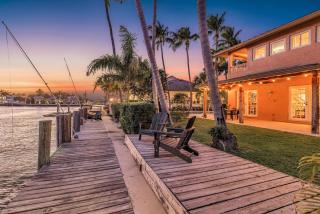 Walk To Beach Waterfront Heated Pool Pelican Key RESIDENCES - 6