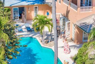 Walk To Beach Waterfront Heated Pool Pelican Key RESIDENCES - 1