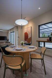 Art and Craft Jacuzzi 3 Beds 15 mins to City - 9