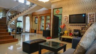 Surabaya Homey near Supermall - 8