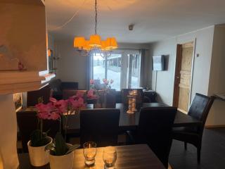 Enjoy Comfort Wi-Fi, Sauna & More! - 4