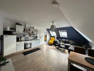 Cozy 55 M² Top Floor Apartment - 6