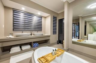 Ingwenkala Luxury Safari Lodge - 5 Star - 9