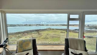 AEL-Y-BRYN-5 BED- DRAMATIC SEA VIEWS - Sleeps 12 - 5