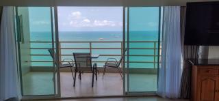 Pattaya Beach View Talay 6 by AEGEAN Suite Condo - 4