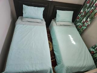 Luxury Meets Convenience Near City & Travel Links - 4