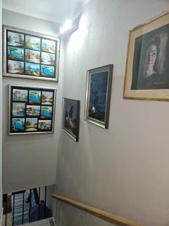 Luxury Meets Convenience Near City & Travel Links - 2