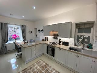 Relaxed Family Cottage in Matlock, Ideal Peak District Base, 4 Guests - 3