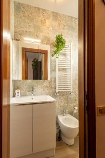 Claudia Flat - near the beach & parking - 8