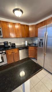 Trendy 5-Bedroom Home in NYC Prime Location - 1