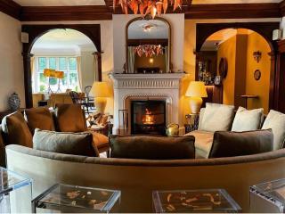 The Coed-Y-Mwstwr Hotel - 7