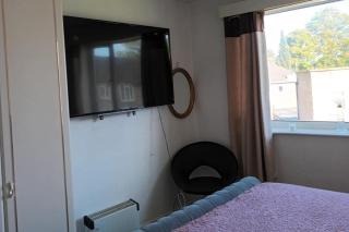 Leeds - Apartment - Stay 3- Parking - Garden - 9