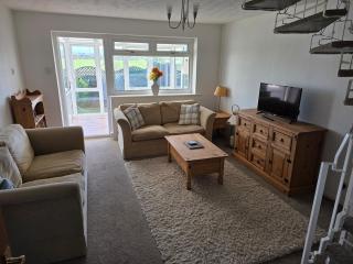 Peplow Place, A Great Two Bedroom Retreat - 3