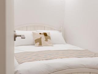 5min to Hapjeong Stn Cozy 2BR 2Beds - 3