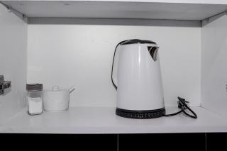 Serene studio 10 min drive to Jomo Kenyatta International Airport and SGR - 8