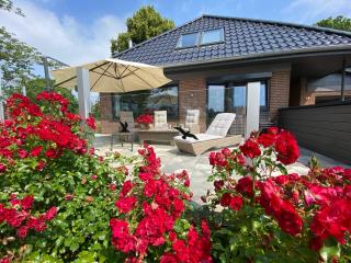 Feriendomizil Rosenhuus - Hochwertiger Nordseeurlaub mit Sauna und Kamin im idyllischen Butjadingen - 4