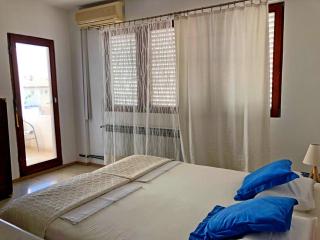 Studio Makarska, One Minute to the Beach - 6