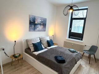 BHV-3, - 4- und 5-Zimmer Wohnungen mit Terrasse, 24h self-check-in, TV, Internet, DisneyPlus, Waschmaschine - 3