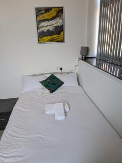 Budget Studio in Central Sunderland - Sleeps 2 - 8
