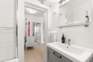 Zentral und Ruhig am Park - 2BR - gratis Parken - 2 Balkone - 2