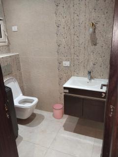 شقه مفروشه للايجار منيل الروضه النيل الصغير - 1