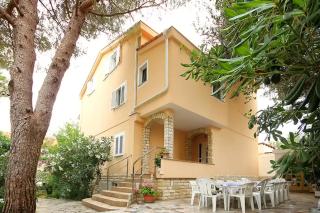 Apartments Dino - Novalja (Novaglia) - 0