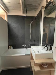 Wohnen auf 130 qm über den Dächern mitten in Gera - 3