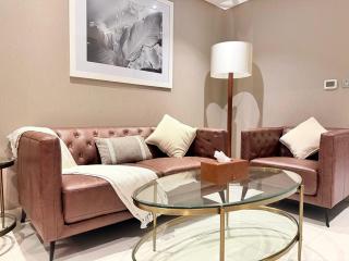 Mahenti · Luxury Living at Its Finest - 9