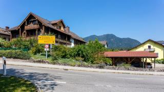 Ferienwohnung Romana mit 3 Schlafzimmern im Ferienhaus Bayerisch Gmain - 8