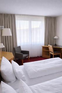 Hotel Dresden Neustadt - 8