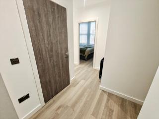 Executive 1-Bed Apartment with Lift - 1