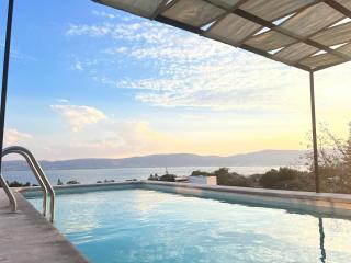 Casa Cuba - Spectacular lake and mountain view - 1